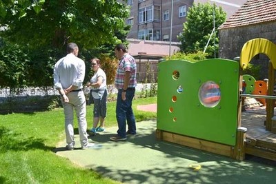 A Escola Infantil da Galia Azul conta cun novo parque exterior e de xogos para os cativos 
