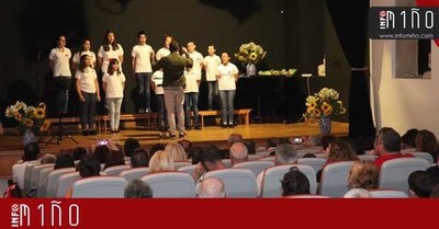 Especial - A Agrupacin Cultural Guardesa entregou os Premios do XXXIII Certame de Poesa Feliciano Roln nun Festival potico-musical