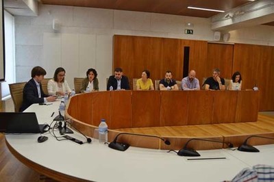 A alcaldesa de Tomio pide  conselleira de Infraestruturas que desprace a un tcnico para informar  vecianza sobre o 2 tramo da VAP