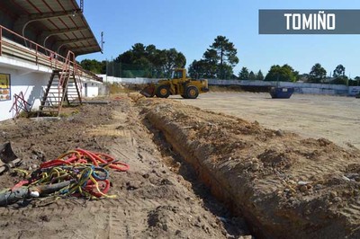 O Concello de Tomio aproveita o vern para mellorar o campo de ftbol do Alivio