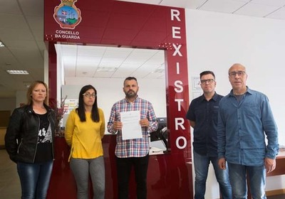 Os concelleiros do BNG con dedicacin renuncian ao seu salario e piden a baixa na Seguridade Social no Concello da Guarda