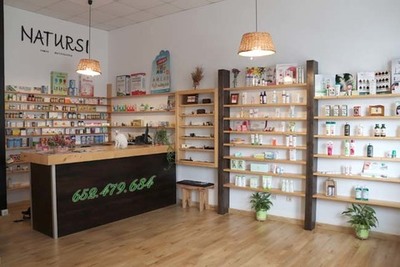 Natursi, herbolario y diettica en O Rosal, celebra su segundo Aniversario