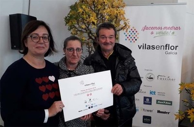 O Concello da Guarda recibe 2 flores de honra de Vilas en Flor