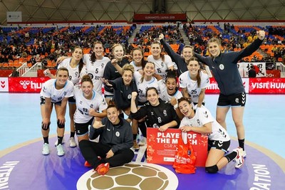 Las jugadoras del Mecalia atl. Guards Carrat y Urban hacen historia en Japn