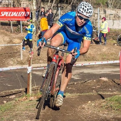  Ciclismo Oiense subi al podio en el Campeonato de Galicia