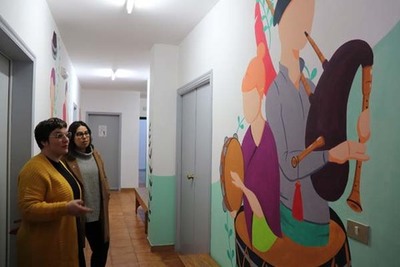 O Conservatorio de Msica da Guarda luce novos murais de pintura