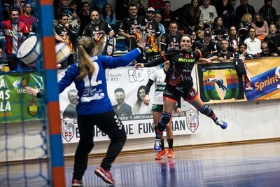 El Guard�s recibe a un Elche en forma