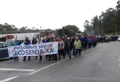 Camposancos btase a ra para esixir a senda peonil