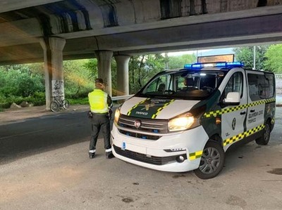 Ciclista borracho, conductores sin carnet y saltndose el confinamiento, algunas de las incidencias atendidas por la Guardia Civil en Pontevedra
