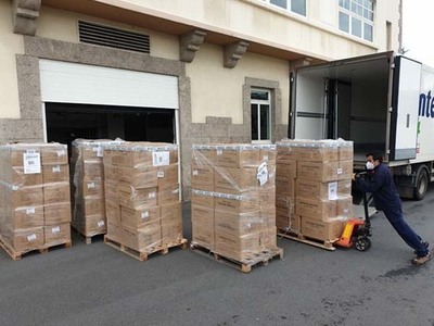El Gobierno reparte a partir de maana 835.500 mascarillas en nodos de transporte, municipios y entidades sociales de Galicia