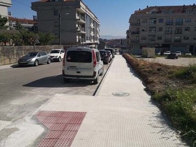 Executadas obras de mellora da accesibilidade en doce pasos de pens nas ras novas de Tui