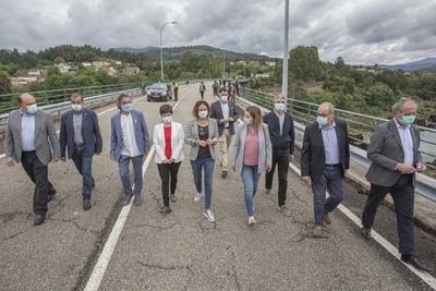 Ben�tez prop�n a posta en marcha dunha -tarxeta cidad� transfronteiriza- para evitar que se repitan os problemas do peche da fronteira con Portugal 