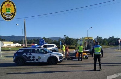 Atropello a un ciclista que result� herido de gravedad en Tomi�o