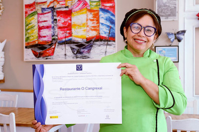El Restaurante O Cangrexal de A Guarda recibe el distintivo SICTED de Compromiso de Calidad Turstica