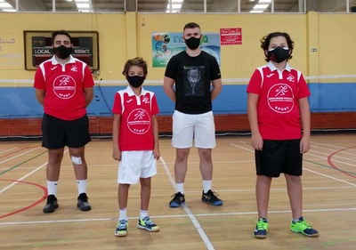 El Club Bdminton Tui volvi a la competicin en el TTR Sub11 y Absoluto de Ponteareas