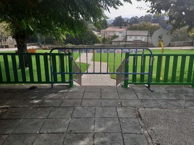 Precintada e valada a zona inferior do Parque Infantil dos xardns de Troncoso de Tui ante os numerosos actos vandlicos rexistrados