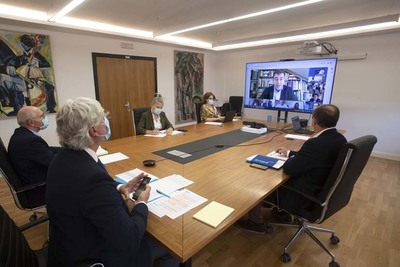 O comit educativo traballar organizado en catro subgrupos arredor da organizacin dos centros, o ensino virtual, a inclusin e as ensinanzas de rxime especial
