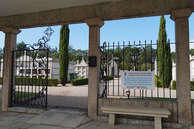 Tui establece medidas e recomendacin no cemiterio municipal ante a celebracin de Todos os Santos