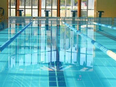 Piscina Municipal de Valena Reabriu Limitada a 7 Utentes Hora