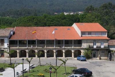 O Rosal reducir a taxa do lixo aos negocios que pecharon durante o estado de alarma