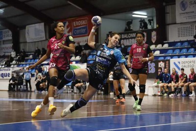 El Guards despide 2020 con victoria ante el Aula (26-22)