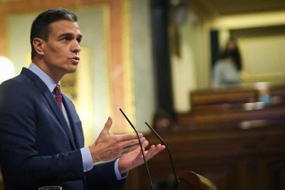 Pedro Snchez defiende -no bajar la guardia- para evitar en Navidad una tercera ola de la pandemia