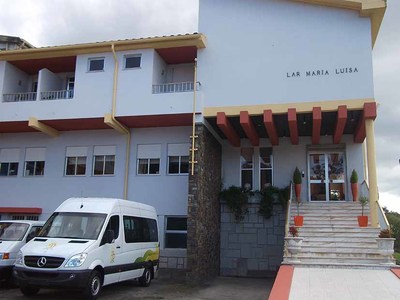 A situaao do surto por Covid-19 que assola o Lar Maria Lusa da Santa Casa da Misericrdia de Vila Nova de Cerveira mais favorvel