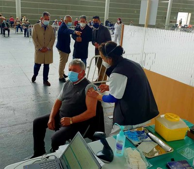Luis Lpez destaca el trabajo global y transversal de la Xunta en la proteccin de la salud de las gallegas y gallegos frente a la covid-19 con las vacunaciones masivas y las pruebas de deteccin