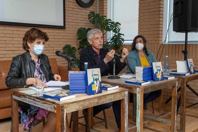 Tomio presenta a nova edicin de O Sior Afranio, a obra que recolle a fuxida de Antn Alonso Ros