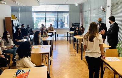 Portugal: Alunos do secundrio regressam ao ensino presencial