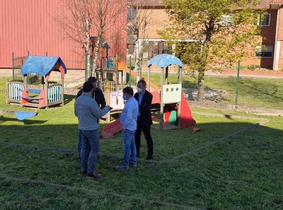 O Concello de Tui est a executar a renovacin total do parque infantil da Gndara en Guillarei