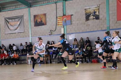 El Guards se deja un punto en Elche (27-27)
