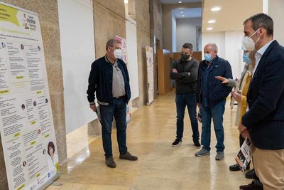 A nenez de Xela Arias protagoniza a mostra itinerante que estes das se pode visitar en Tui 