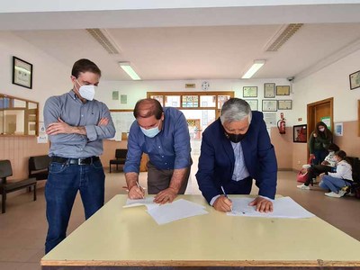 Assinado contrato de 2ME para 2 fase da requalificacao da Escola Bsica e Secundria de Vila Nova de Cerveira 