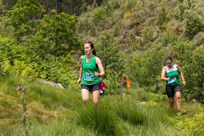 Ivn Roade y Natalia Sierpes triunfan en el IV Trail Muos do Foln