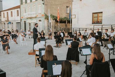 A Agrupacin Musical de Goin dar un concerto na praza do Seixo polo Da das Letras Galegas