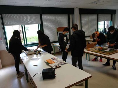 O alumnado do IES Antn Alonso Ros constre unha Escape Room