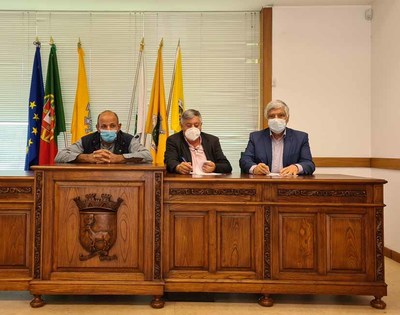 Formalizado meio milhao de euros para melhoria da rede viria em tres freguesias de Vila Nova de Cerveira