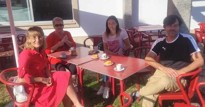 Reuni�n da Deputada Nacional �ngeles Marra cos concelleiros dos Socialistas de Oia