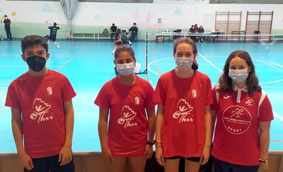 El Club Bdminton Tui se desplaz a Teixeiro con motivo del Campeonato Gallego Sub15