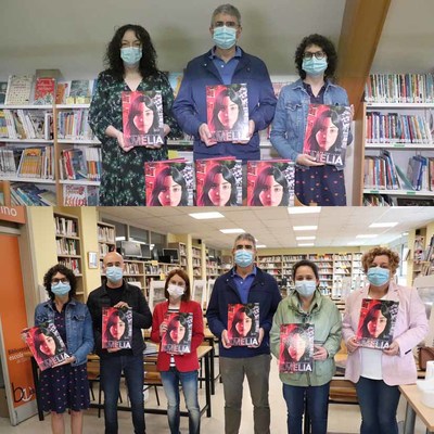 Lectores da Biblioteca Pblica Municipal e da Biblioteca do IES A Sangria xa contan con exemplares do Cmic -Historia dunha Loita-