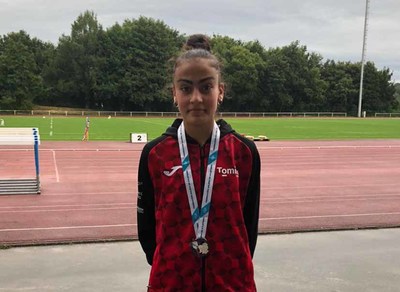 La atleta guardesa Carmen Magallanes obtiene una plata en el Campeonato Xunta de Galicia Sub16-sub18