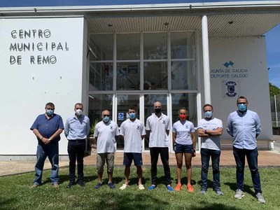 O alcalde e os concelleiros de Deportes e Turismo despediron aos membros equipo olmpico uruguaio concentrado en Tui que partiu cara Toquio