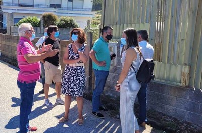 Leticia Gallego interesase polo estado das depuradoras e o saneamento na sa visita a Oia