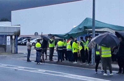 O persoal de IKF cumpre 20 xornadas de folga contra a precarizacin mentres a empresa segue negndose a negociar