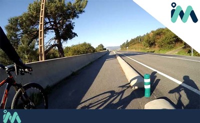 Ethel Vzquez avanza que las obras de renovacin de las aceras en Oia y del carril bici de la PO-552, en las que la Xunta invierte 1,8 M, estarn finalizadas a finales de ao