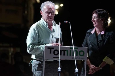 Tomio rende homenaxe a Suso Montero pola sa implicacin social e humana na vida do municipio