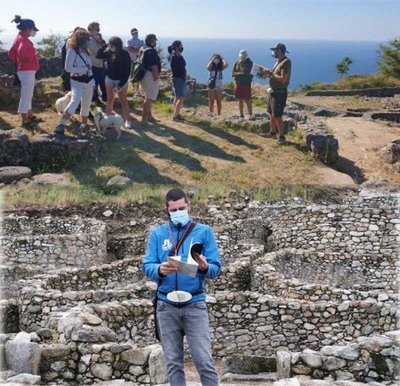 Ms de 2.000 personas realizaron la visita guiada al Monte Santa Trega