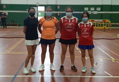 El Pabelln del IES San Paio de Tui acogi el TTR Sub 15 Sub19 Tui de Bdminton