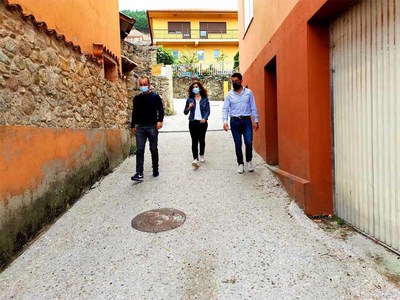 La Xunta acomete la mejora viaria de Laxes de Arriba, en el ayuntamiento de Oia, al amparo del Plan de infraestructuras rurales con una inversin de 40.000